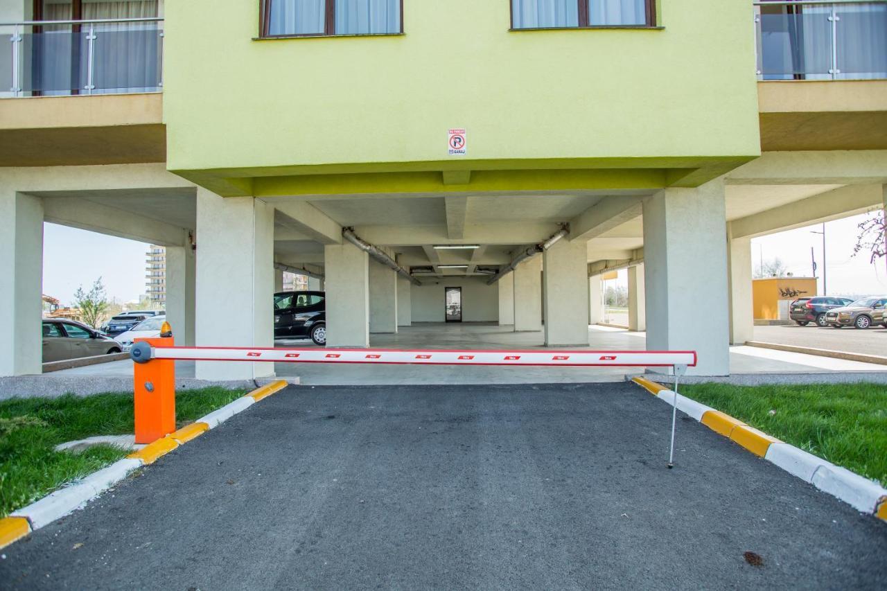 Bella Vista Summerland Mamaia