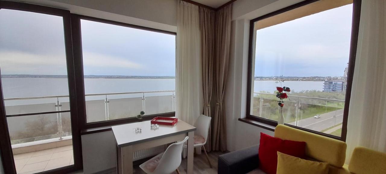Bella Vista Summerland Apartment